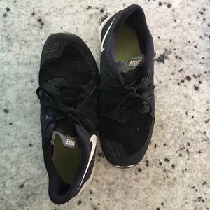 NWOT Black Nike